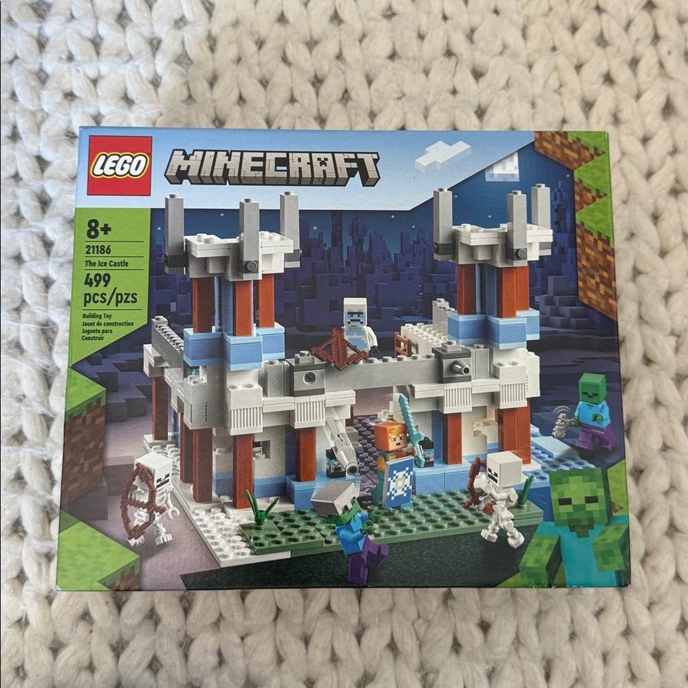 LEGO Minecraft White Blue Orange Building Set